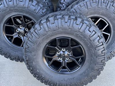24 Jeep JL Willys Wheel/Tires
