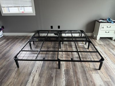 Sealy King Bed Frame (Electric Head Adjustment)