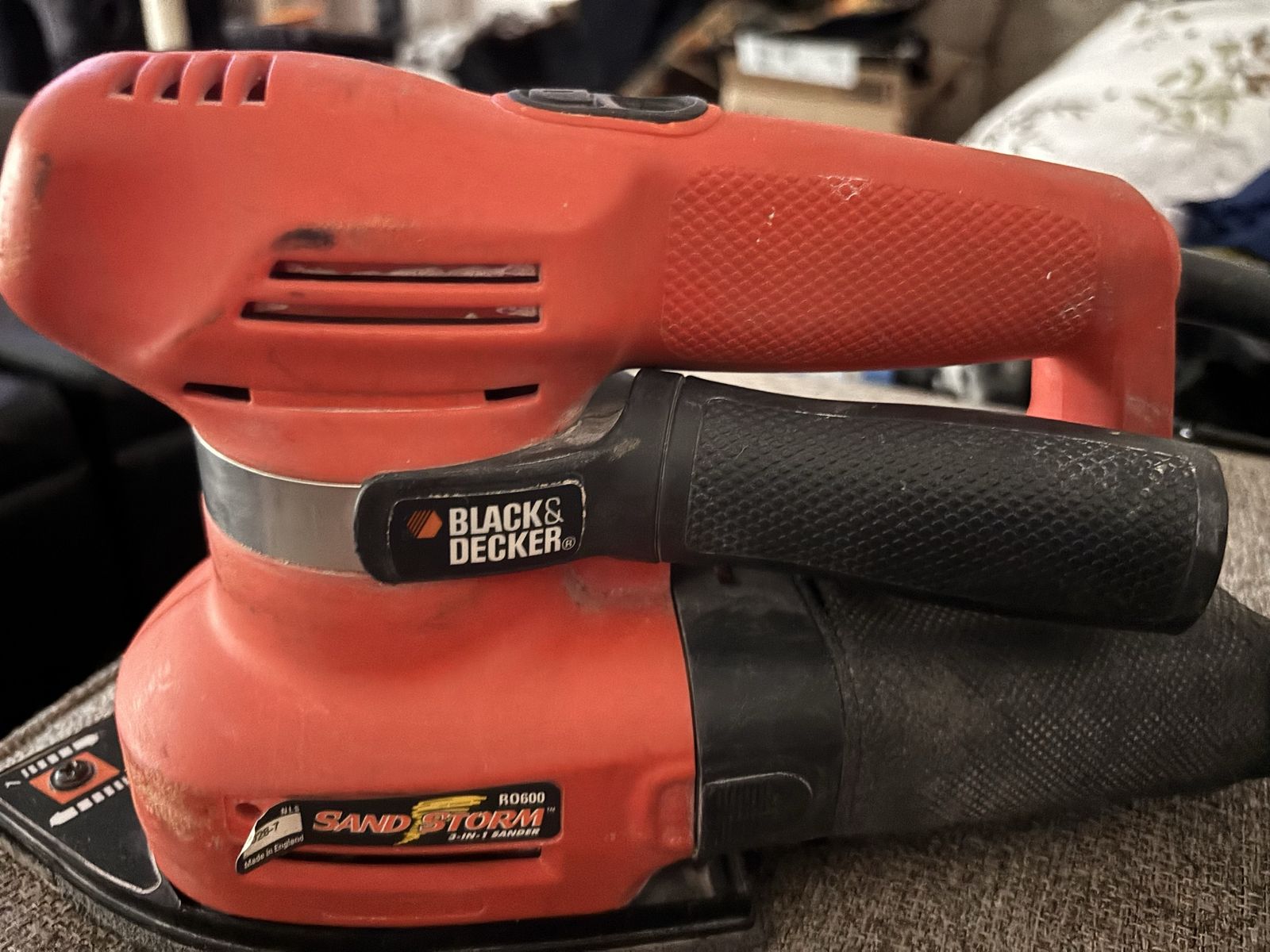 Black And Decker Sandstorm 3 Hand Sander