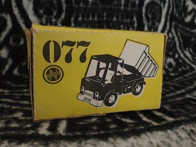 Norma dump truck