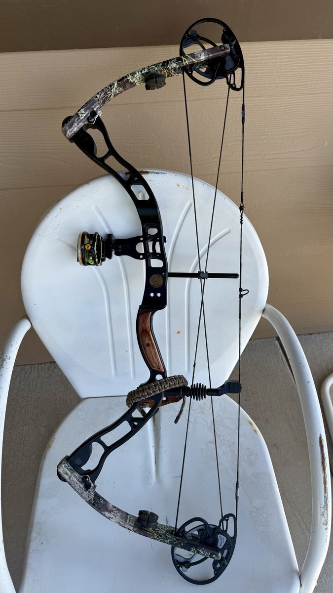 Elite Pulse Bow