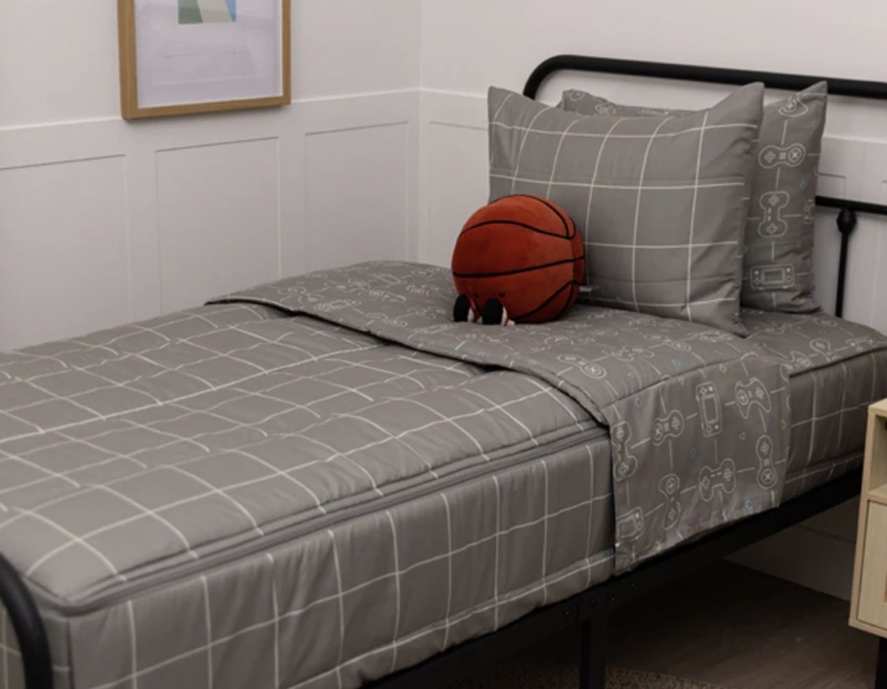 Twin Size Level Up & Toddler Sizes Available in Nod & Winks Beddys Zippered Bedding