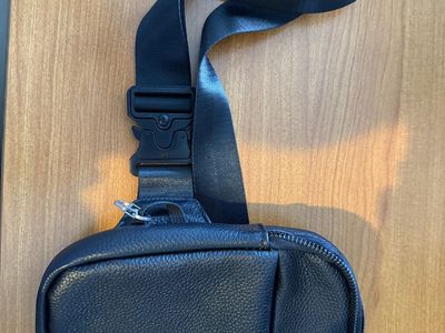 Leather Global Concepts Sling Bag