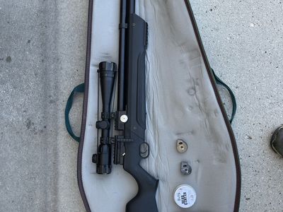 Air Venturi Avenger .22 Caliber Pellet Rifle w/ Scope, Hill hand pump, and Case - Used