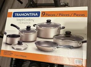 Free non stick pans