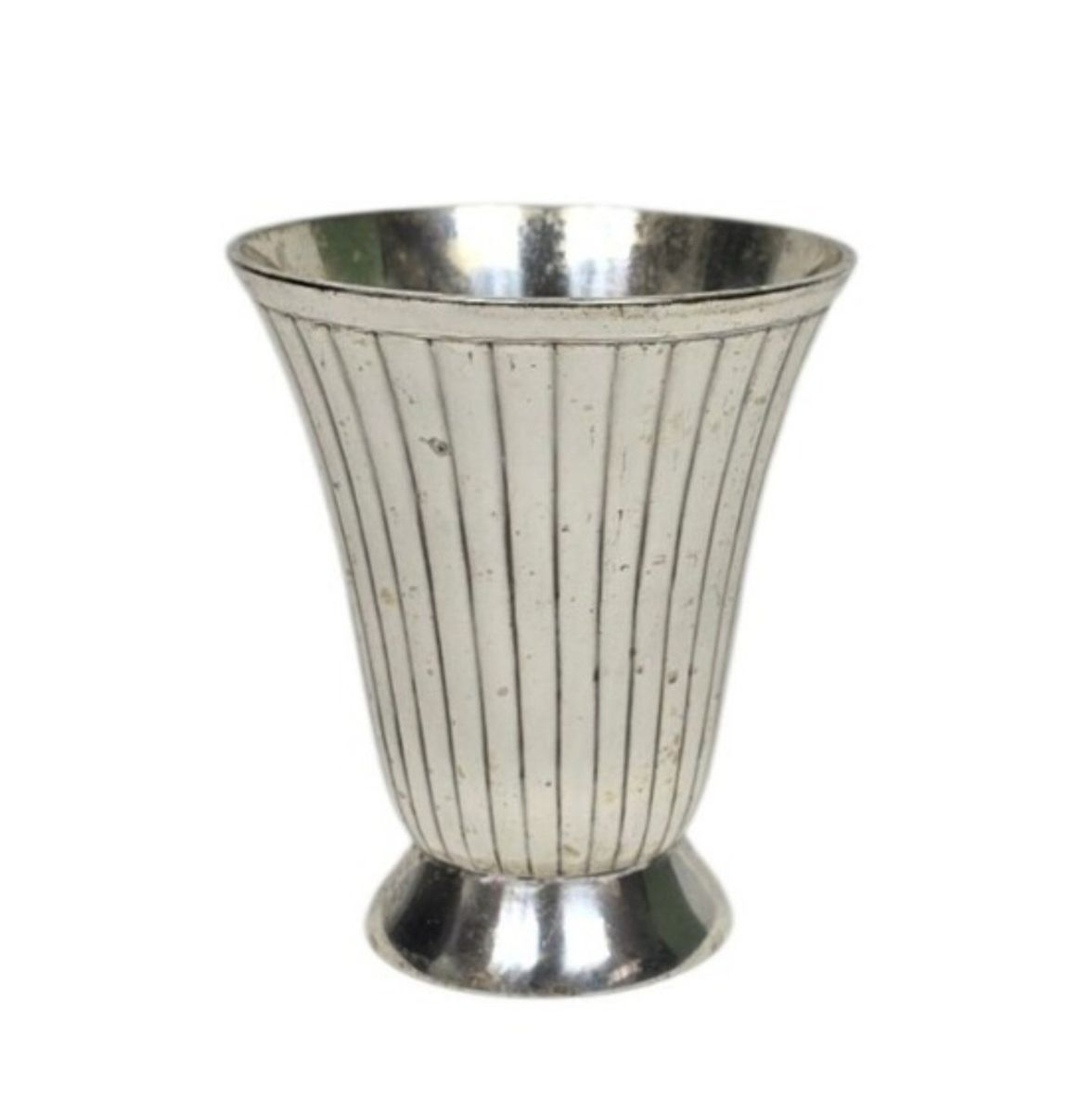 Main image 4