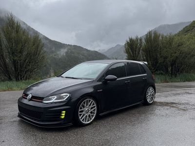 2017 Volkswagen Golf GTI S
