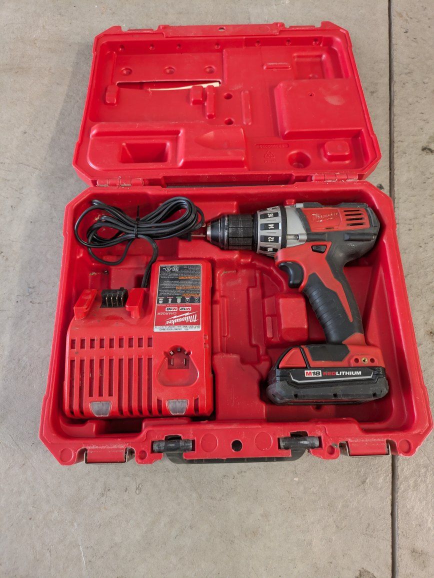 Milwaukee Drill M18