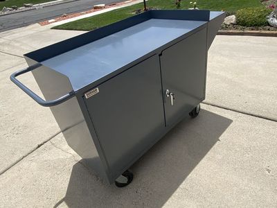 Tool box / storage cabinet