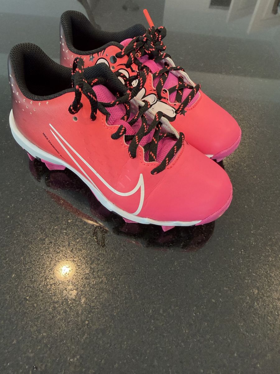 Nike Girl Cleats