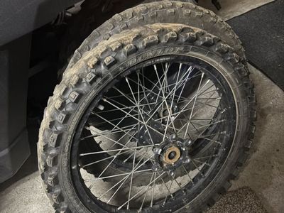 surron ultra bee wheels