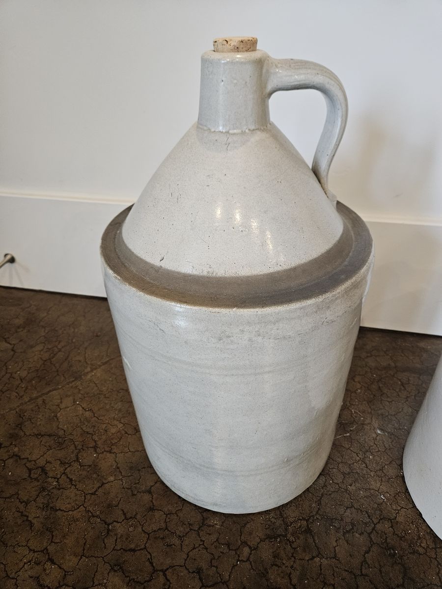 Main image 3