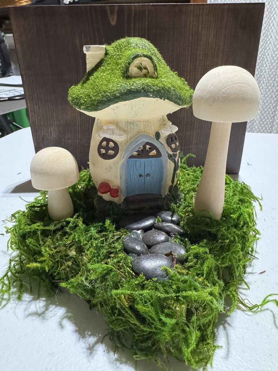 16 Fairy Cottage Decorative Centerpieces with Mount