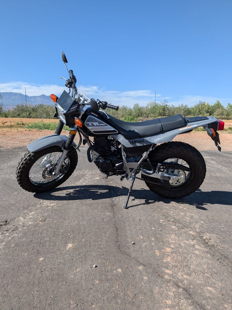 2021 Yamaha TW200