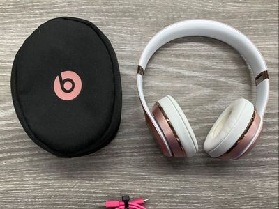 BEATS SOLO 3 WIRELESS ROSE GOLD BLUETOOTH HEADPHONES