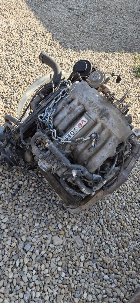 Toyota 3.0 3VZ-E engine