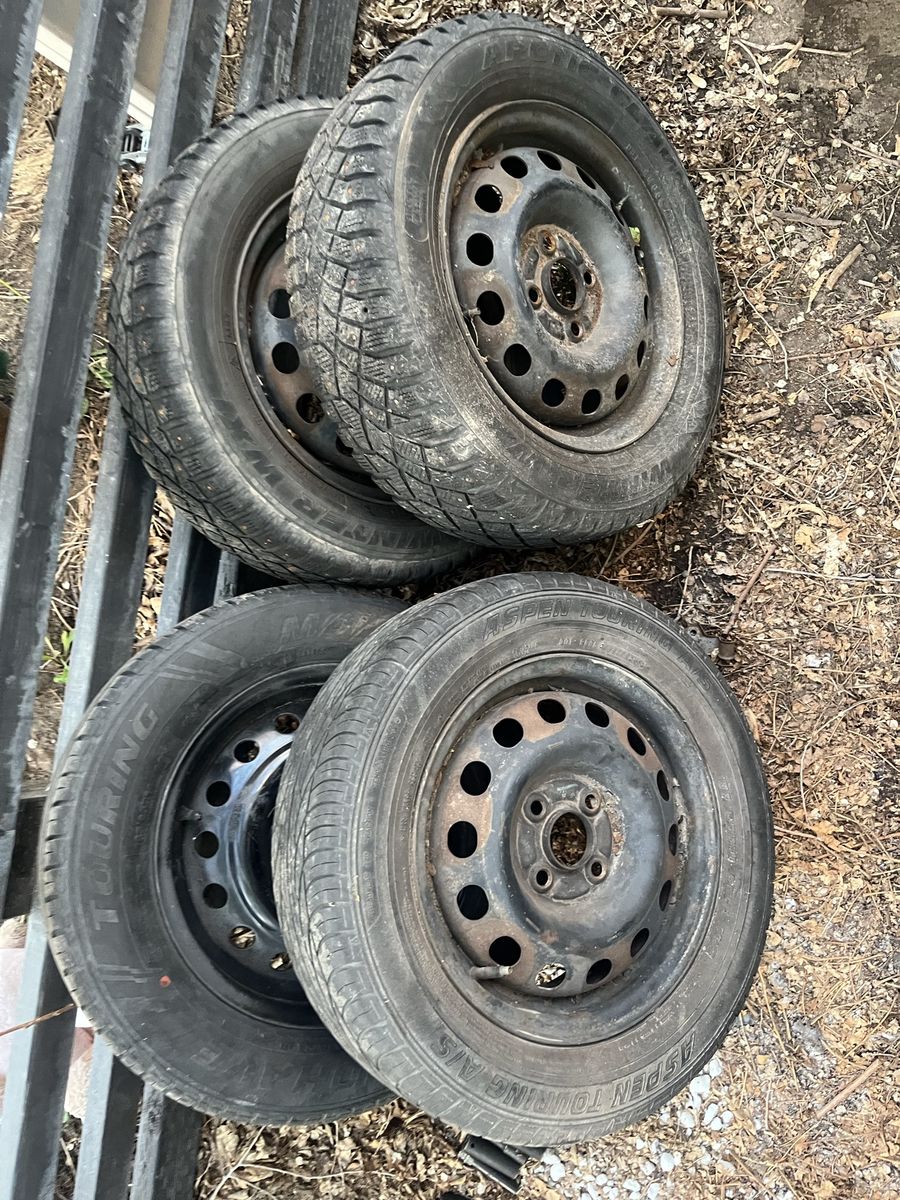 Honda civic Oem 14 steel wheels tires 4x100