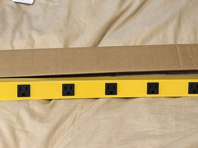 Power Strip, 9 outlets, surge protector.Wall Mountable