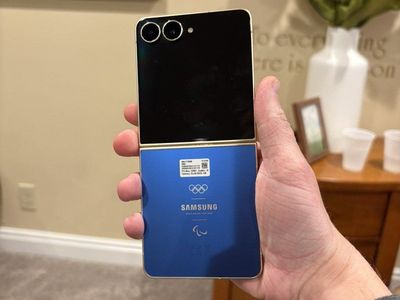 Samsung Galaxy Z Flip 7 Olympics Edition