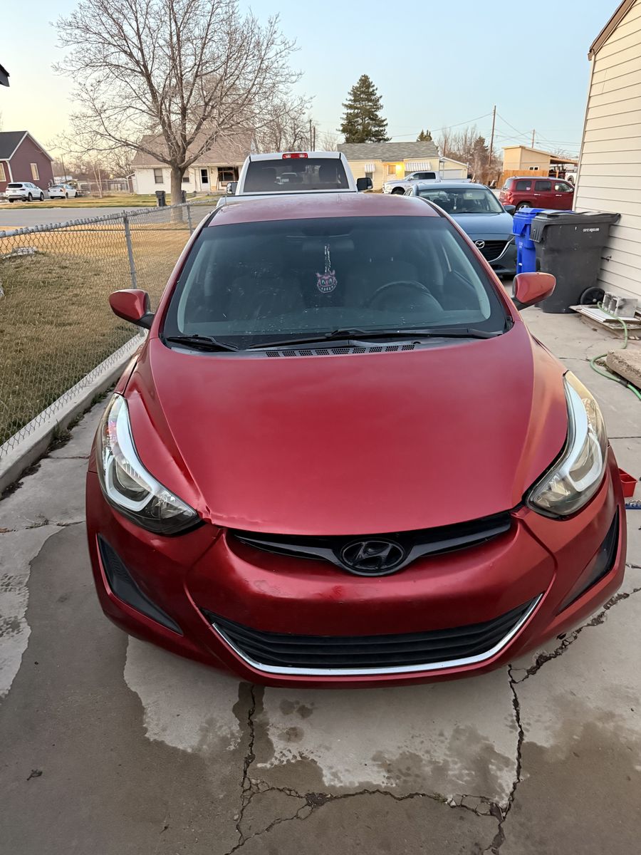 2014 HYUNDAI ELANTRA SE