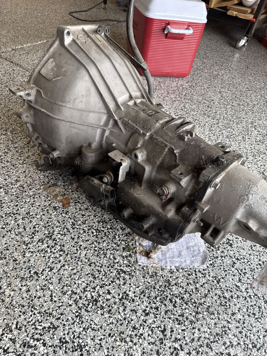 Main image 3