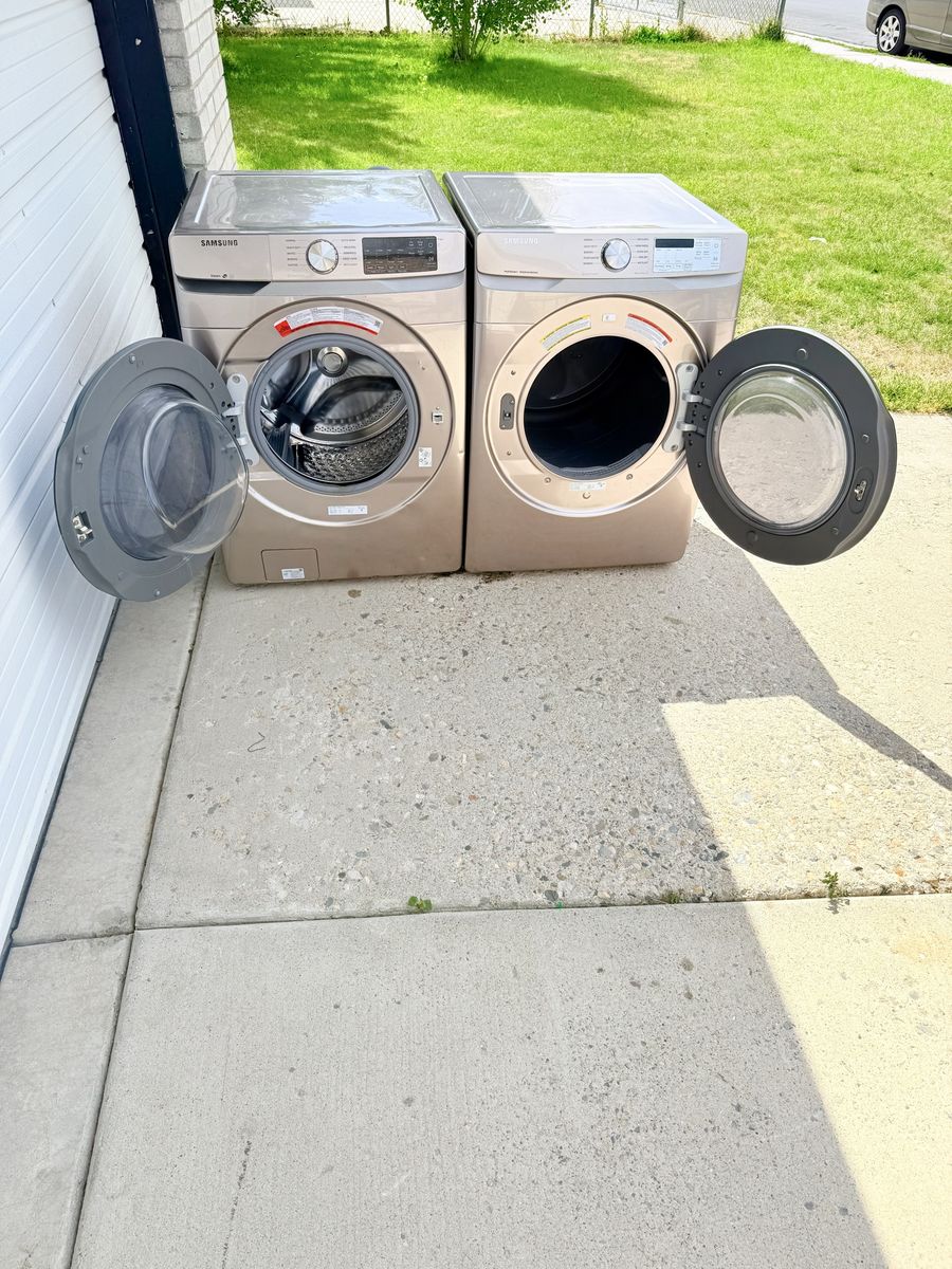 Samsung washer and electric dryer