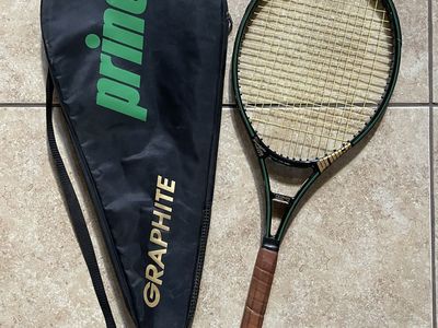Prince Graphite Oversize 107 in² Tennis Racquet with Cover - 700 Power Level