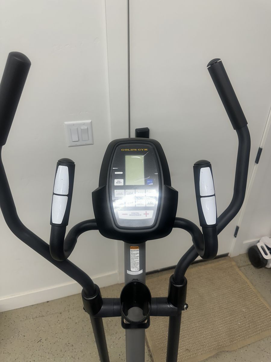 Gold's Gym Elliptical Machine