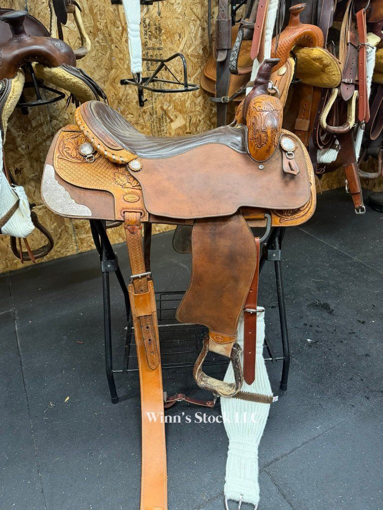 17.5" Jim McFerrin - Cutting saddle