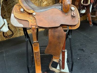 17.5" Jim McFerrin - Cutting saddle