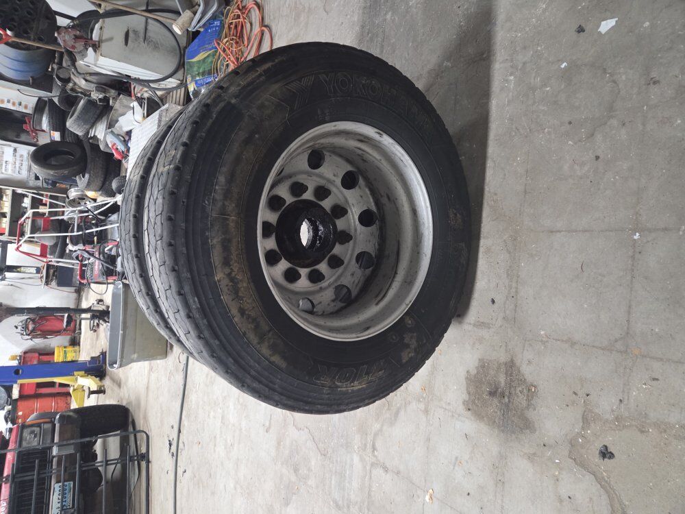 tires 275 80r  22.5 on aluminum  wheels