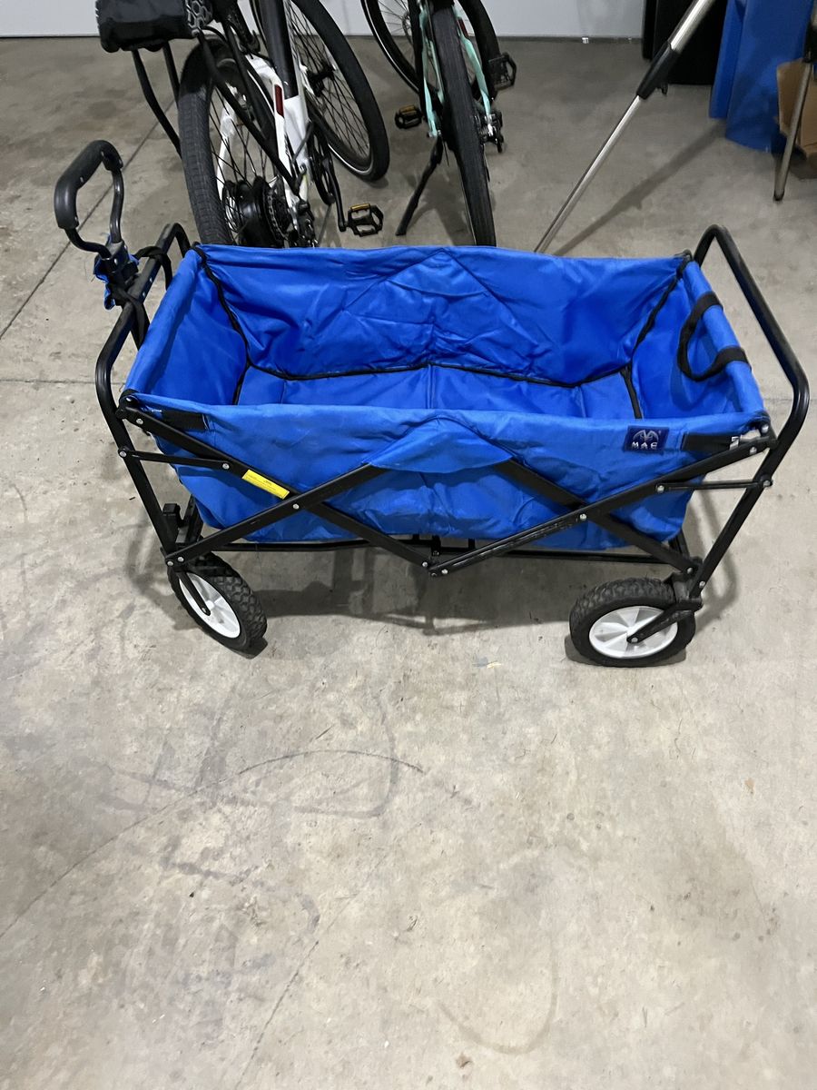 Folding Utility Wagon with Carry Bag – $45