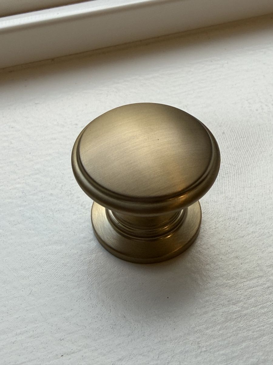 New- price for box of 10 Brushed Brass Cabinet Knobs - Round Drawer Pulls, Furniture Hardware