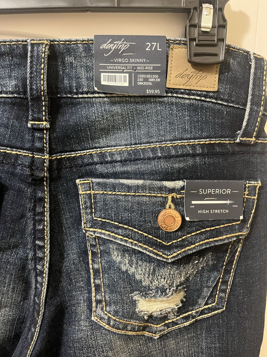 NWT Daytrip Virgo Skinny Jeans Women's Size 27L Mid-Rise Distressed Dark Wash Superior High Stretch