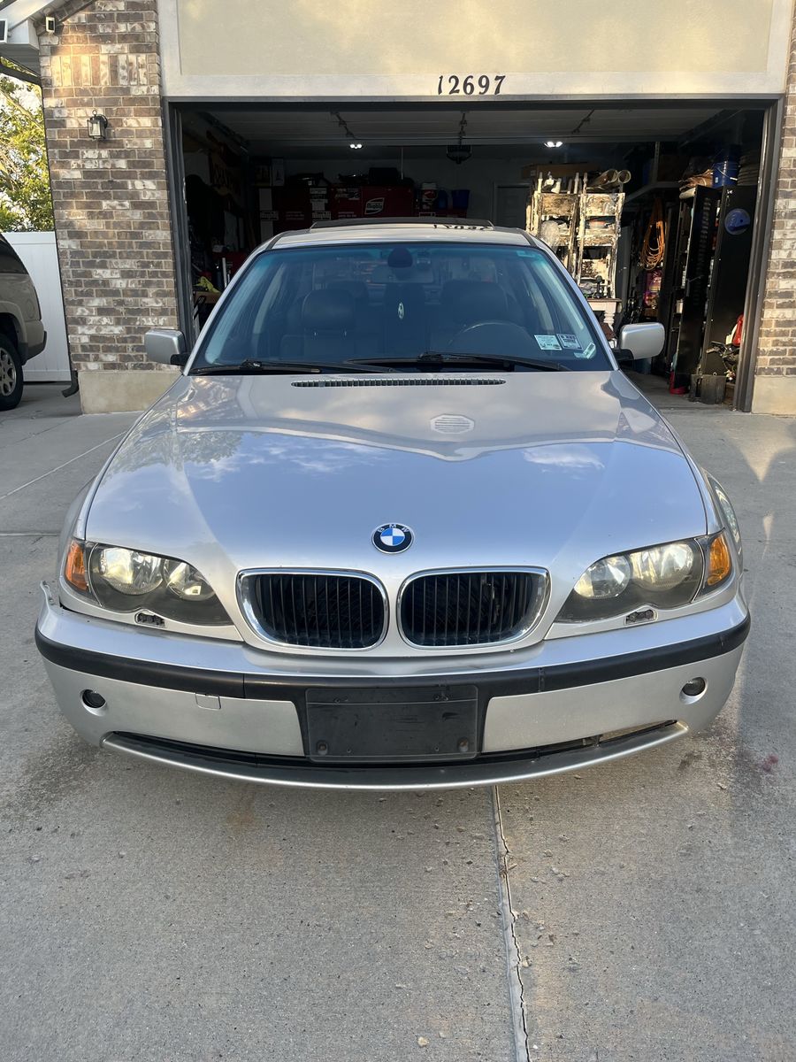 2003 BMW 3 Series 325xi