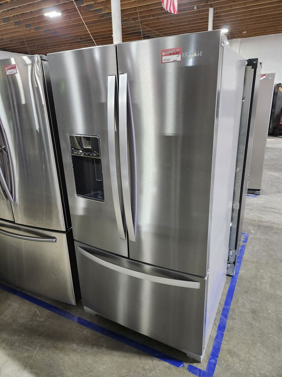 NICE WHIRLPOOL STAINLESS STEEL FRENCHDOOR FRIDGE! W-WARRANTY