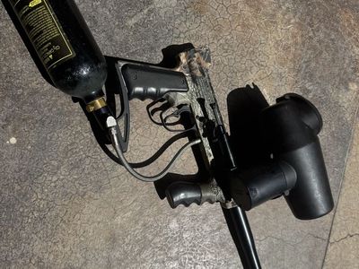Tippmann 98 camouflage custom pro paintball gun