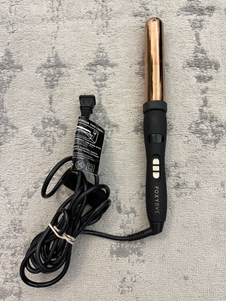 FoxyBae Wanderlux Rose Gold Curling Wand