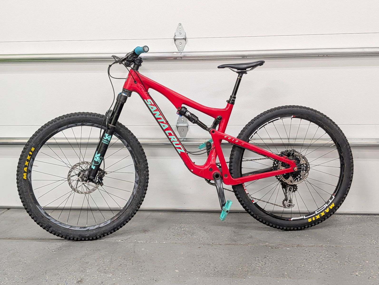 Santa Cruz 5010 CC Full Suspension Mountain Bike - Red, Size medium , 27.5" Wheels