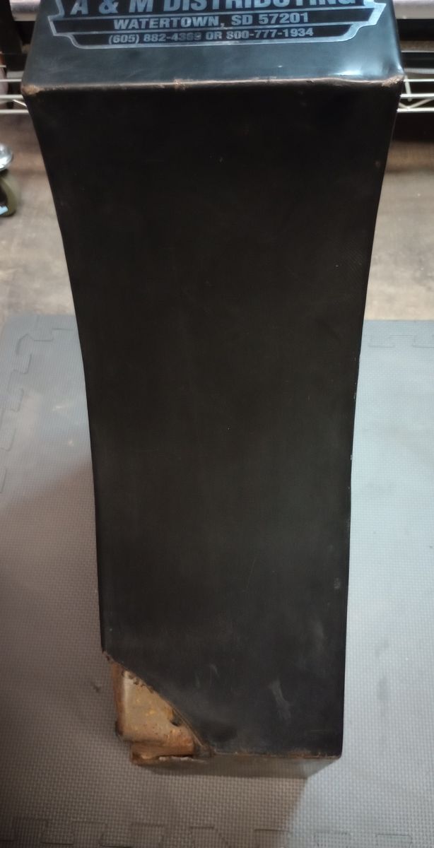 Main image 7