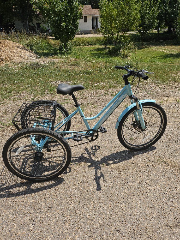 Mooncool 7-Speed Adult Tricycle - Light Blue 3-Wheel Bicycle with Rear Basket