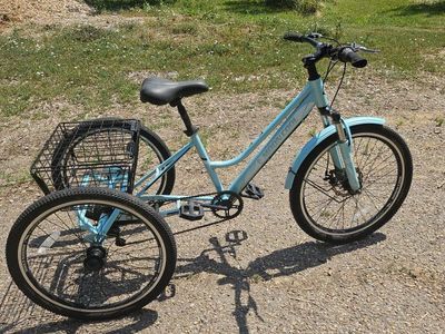 Mooncool 7-Speed Adult Tricycle - Light Blue 3-Wheel Bicycle with Rear Basket