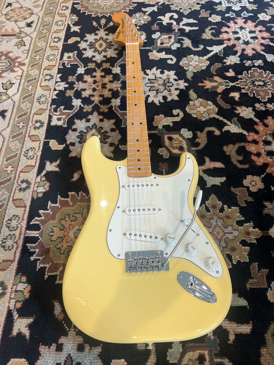 Squier by Fender Classic Vibe '50s Stratocaster Electric Guitar - Vintage White