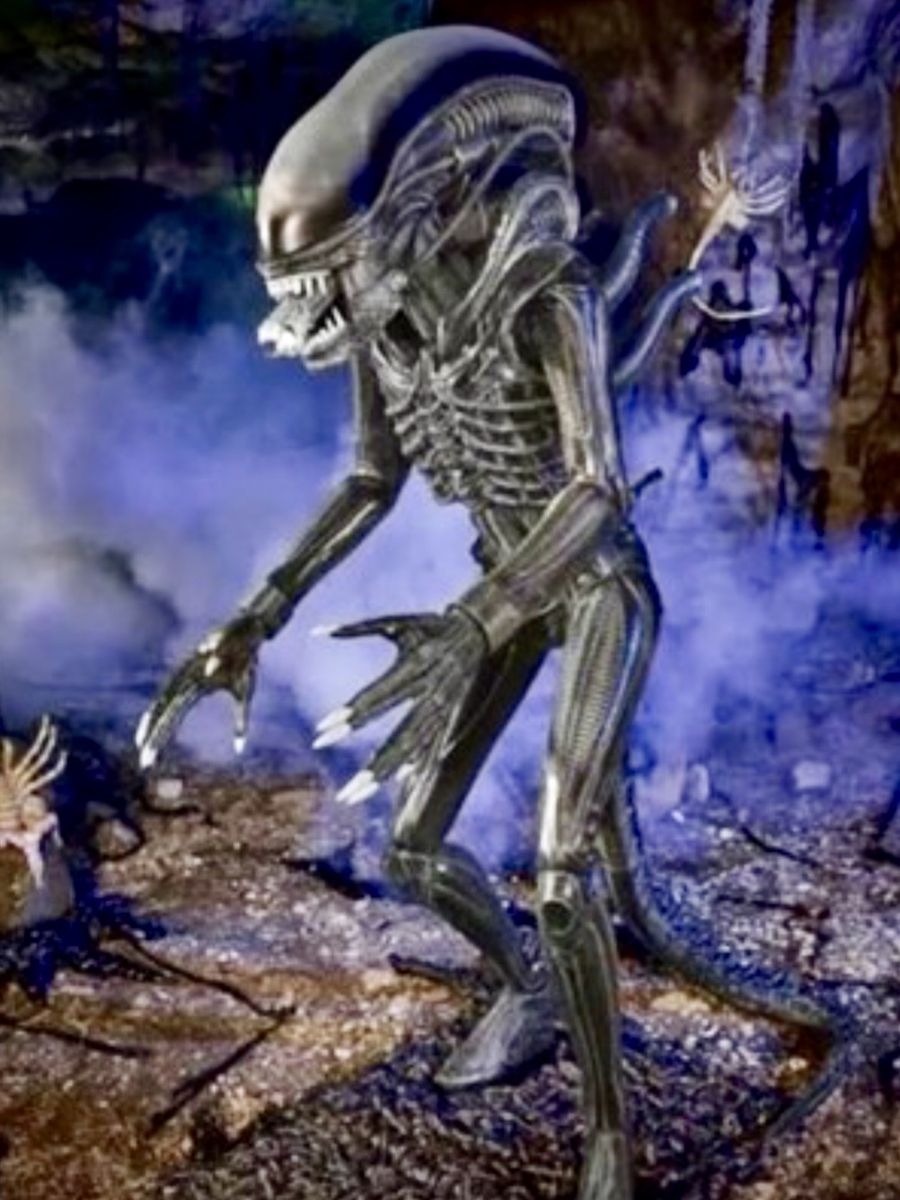 Alien Halloween Animatronic