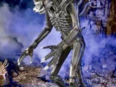 Alien Halloween Animatronic