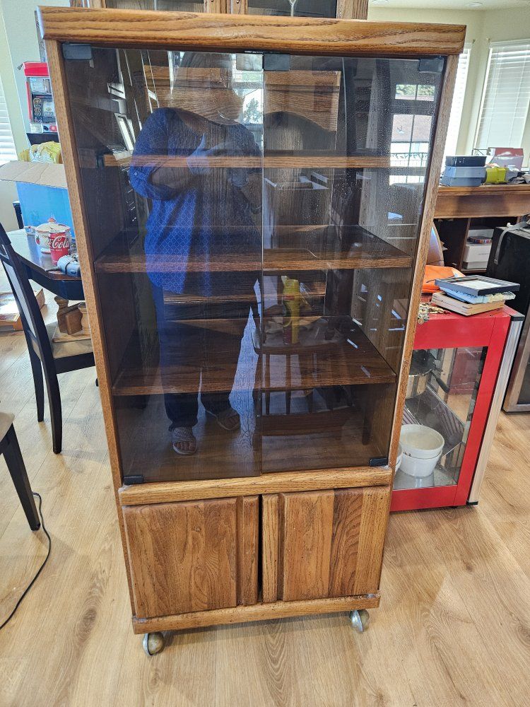 Stereo/game system cabinet
