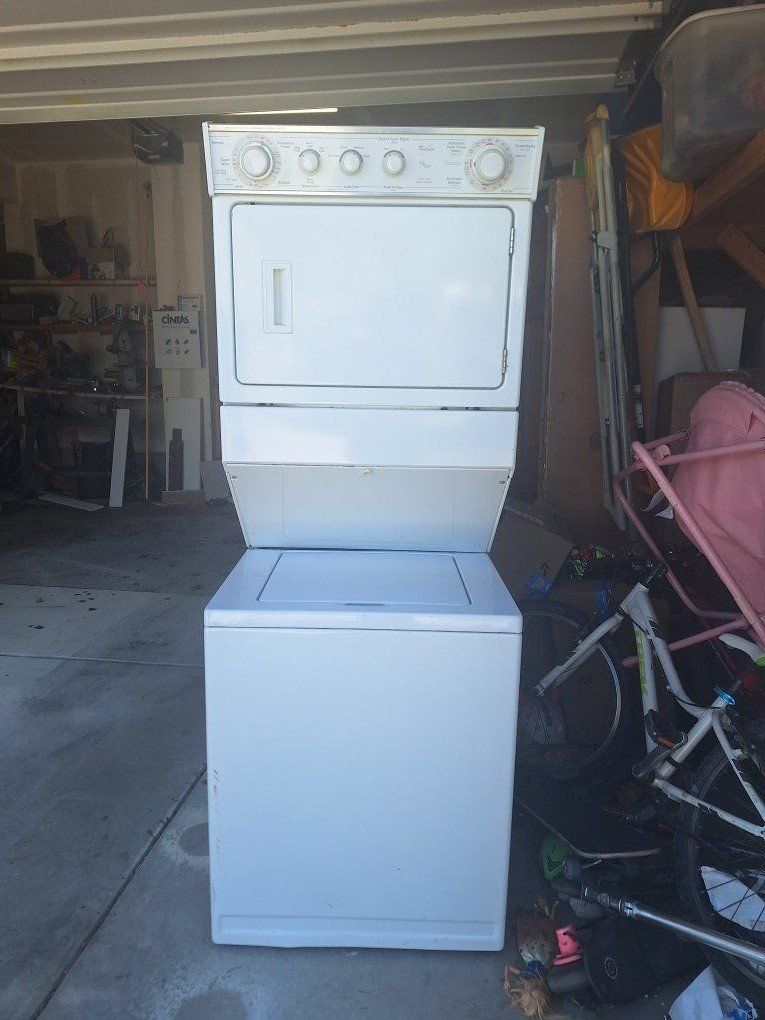 Washer dryer upright combo