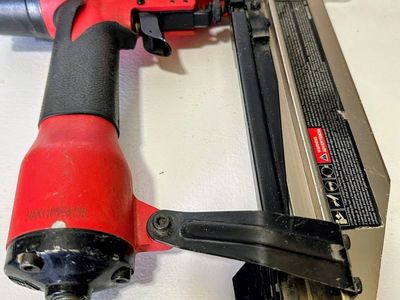 Nail Gun-Husky XKC64 is a 16-gauge, 2-1/2 inch Straight Finish Nailer