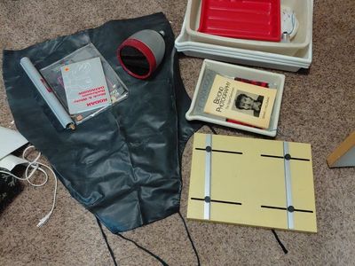 Miscellaneous dark room equipment