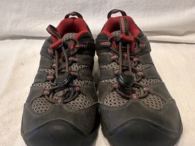 Keen toddler size 13 gray mesh & Leather, hiking shoes